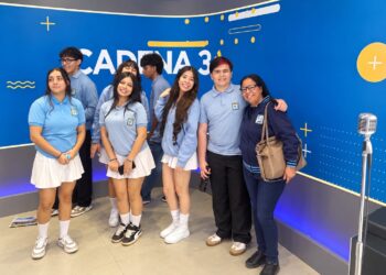 ESTUDIANTES RIOJANOS VAN POR EL SUEÑO DE TENER SU PROPIA RADIO ESCOLAR